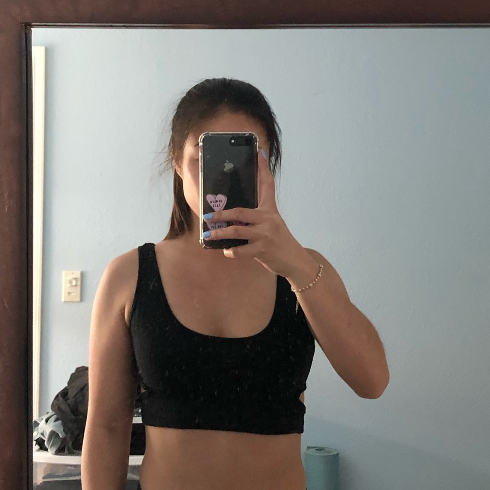 SOLD — women’s cut-out bralette crop top - Picture 3 of 4